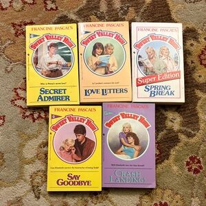 Francine Pascal's Sweet Valley High Book Set
